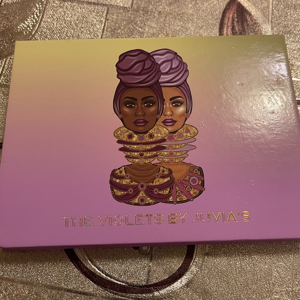 Juvia’s Place, The Violets Palette